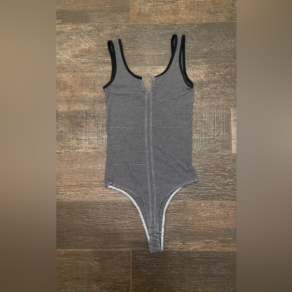 Red by BKE Bodysuit. Size XS.